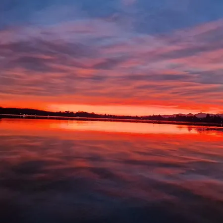 بيت ضيافة Moonlake Travedona