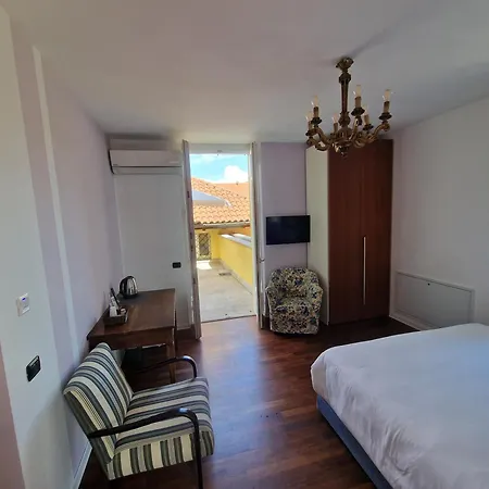 Moonlake بيت ضيافة *